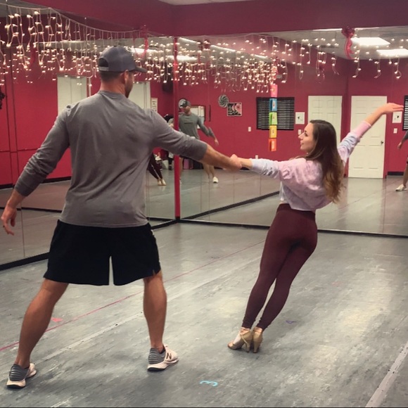 Meet your Posher, Alissa - Picture 3 of 5